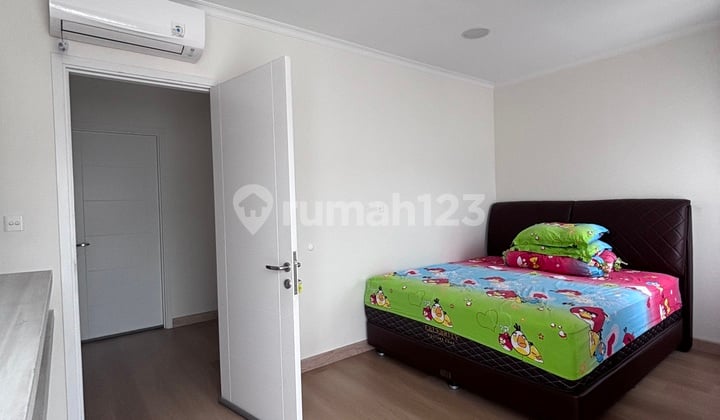 Disewakan Rumah Rapi Siap Huni Furnished di Agnesi Gading Serpong