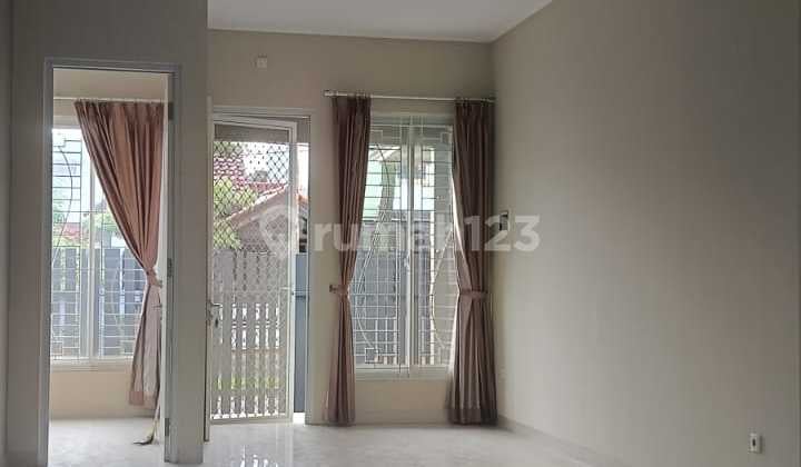 Dikontrakan Rumah 1 Lantai Luas Siap Huni di Villa Melati Mas