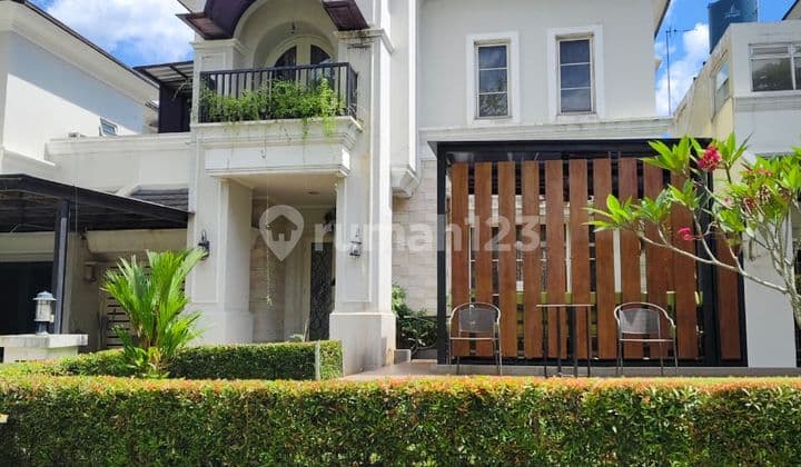 Dikontrakan Rumah 2 Lantai Siap Huni Furnished di Rolling Hills