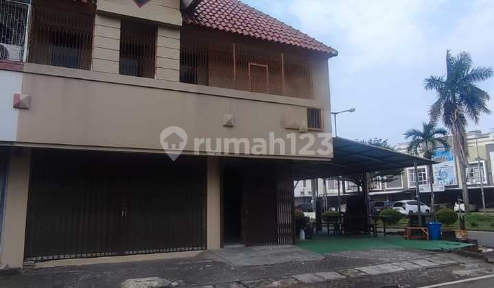 Ruko Hook Strategis 3 Lantai di Palem Semi Baru Renovasi