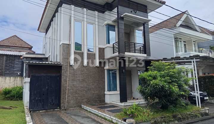 Rumah Besar Hunian Asri Nyaman di Taman Pattaya Dekat Tol & Uph