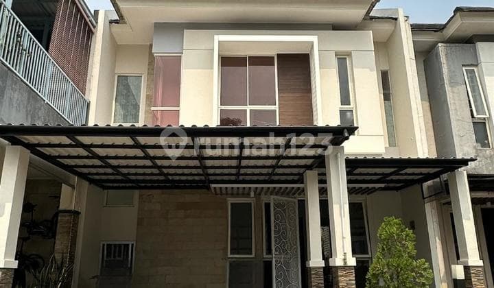 Rumah Asri The Green BSD Ada Backyard & Kolam Ikan
