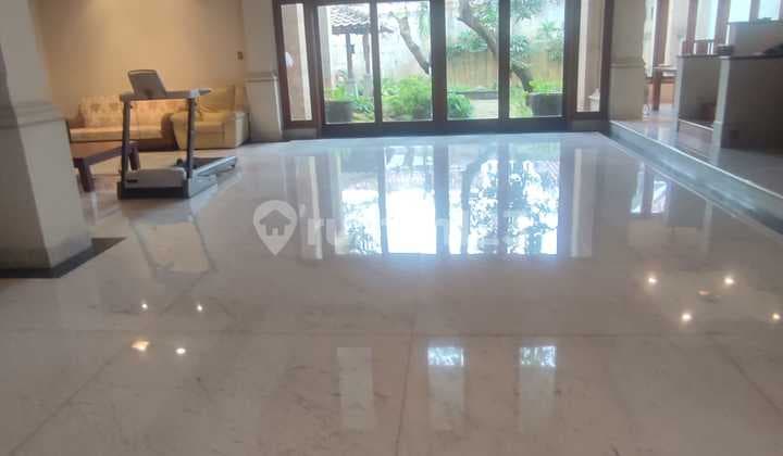 Rumah Mewah Luas Furnished di Kawasan Elite Bpr Lippo Karawaci