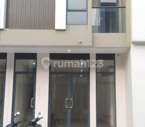 WTL Ruko Baru Gading Serpong Lokasi Ramai Seberang Pom