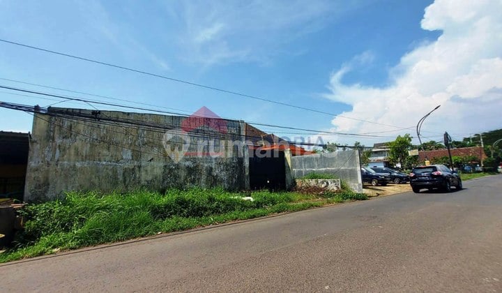 Gudang Strategis Pinggir Jalan Area Komersil Cocok untuk Distributor Logistik Maupun Usaha Skala Besar