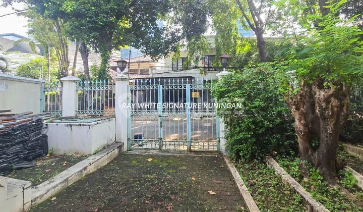 Rumah Dibawah NJOP Posisi Hook Lokasi Prestius Area Mega Kuningan