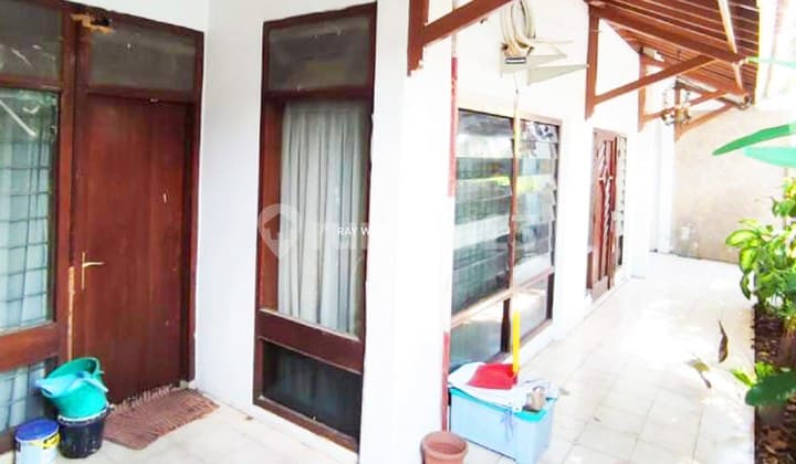 Dijual Rumah Lama Terawat di Kawasan Prestisius Kebayoran Baru