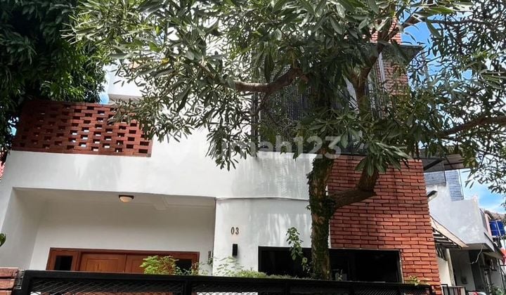 Jarang Ada Rumah Cantik Siap Huni di Jaksel