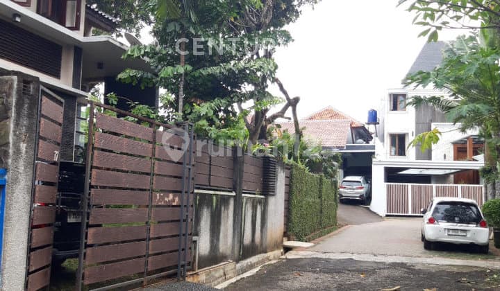 Rumah Keren 2 Lantai Dalan Town House Kebagusan Raya