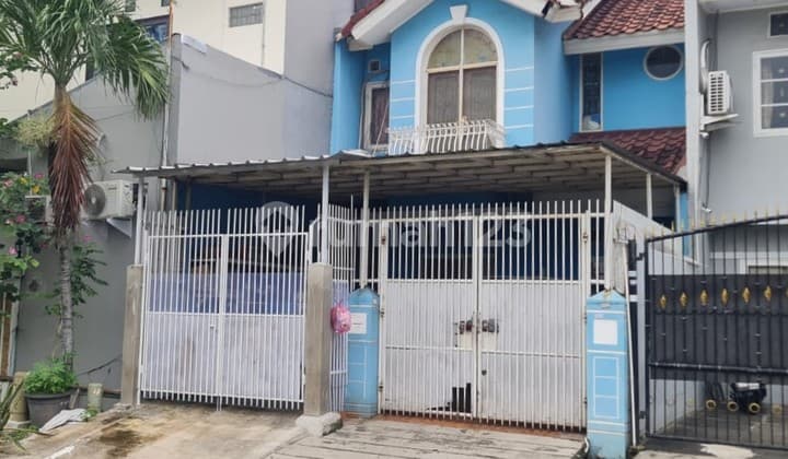 Rumah bagus siap huni di Taman Palem Lestari, 0028 Crssus