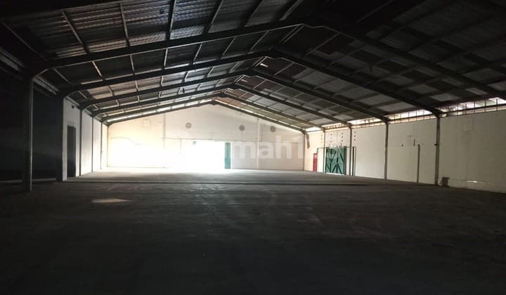 Disewakan Gudang di Pegangsaan