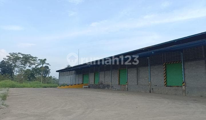 Disewakan Gudang Loading Dock Subang Kalijati