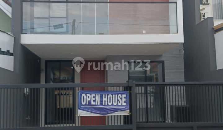 Rumah Baru Pantai Mentari Surabaya Siap Huni Sertifikat Hak Milik