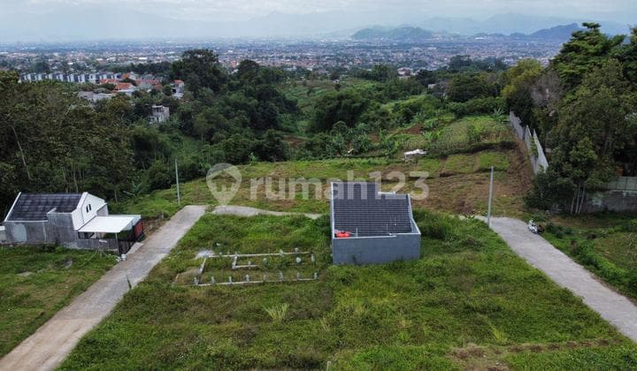 Tanah Strategis Dengan View Cantik Kota Cimahi Cocok Untuk Hunian Masa Tua tau Villa