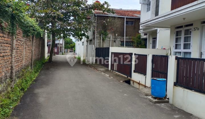 Strategic Land for Sale 104 m² in Cibiru, Adjacent to UPI Campus - Ready for Residential/Kost Construction!