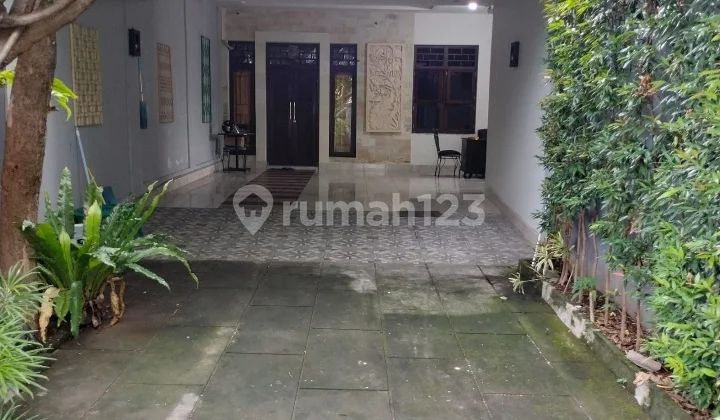 For Sale: Boarding House Location at Tukad Pakerisan, Panjer, South Denpasar