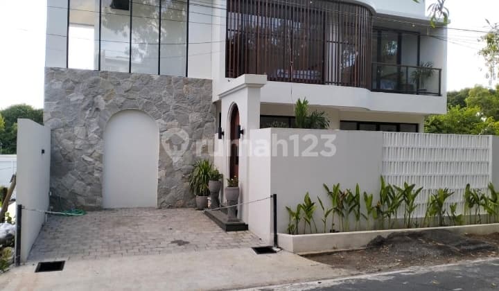 Di Jual Villa Brand New Lokasi Tukad Jinah Melasti Ungasan Kuta Selatan