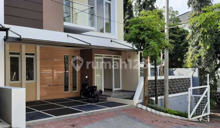Hanya 1 Unit! Rumah Baru Hook Sejuk & Asri Dekat Ke Kampus Upi