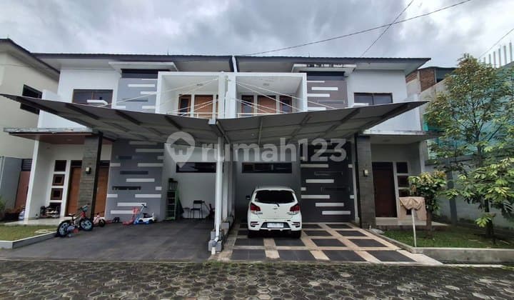 Rumah Siap Huni 2 Lantai Jl Pesantren Cimahi Dekat Tol Pasteur