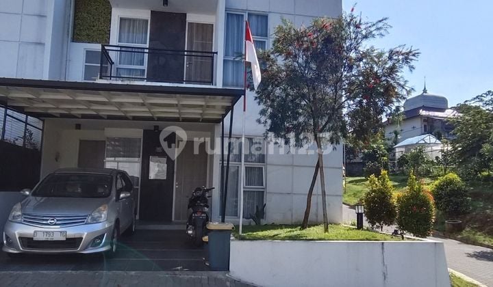 Dijual Murah Rumah 2 Lantai + Rooftop di Cipageran Kota Cimahi