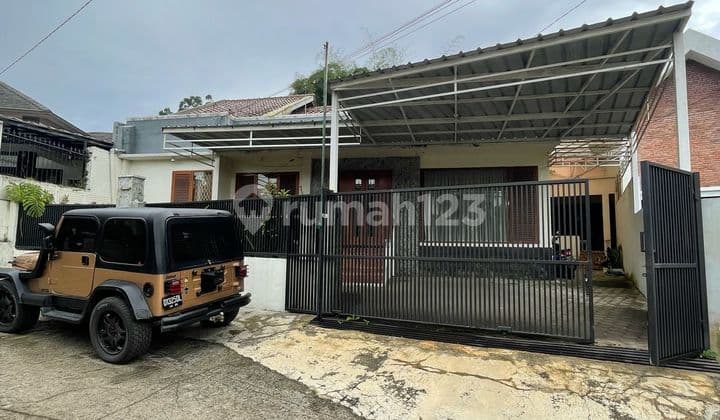 Rumah Luas & Terawat Di Gunung Batu Kota Bandung