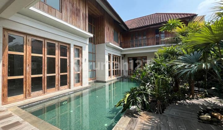 Di Sewakan Rumah Modern Kawasan Prime Kemang Jakarta Selatan