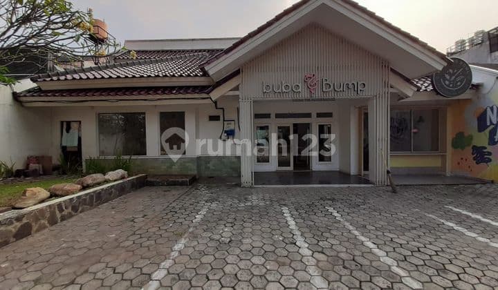 Disewakan Tempat Usaha Strategis Senopati - 2 Lantai Void, Cocok Cafe / Resto / Office