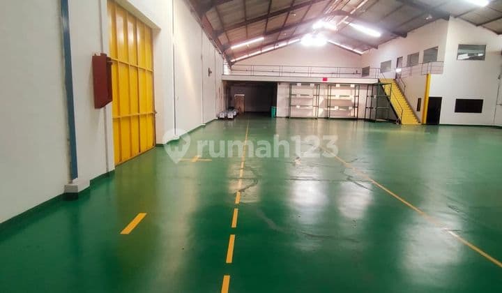 Disewakan Gudang Industri Tegal Alur - Epoxy Floor, Office Ac, Lokasi Strategis Jakarta Barat