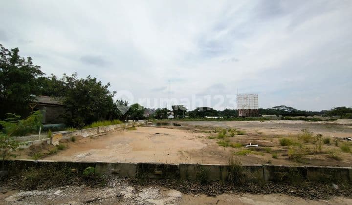 Disewakan Tanah Usaha Strategis Tranyogie Cibubur - Dekat Tol