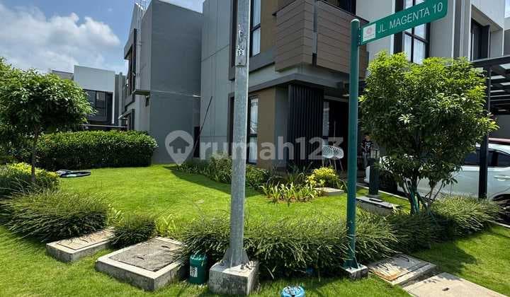 Rumah Hook Di Cluster Magenta Summarecon Bekasi