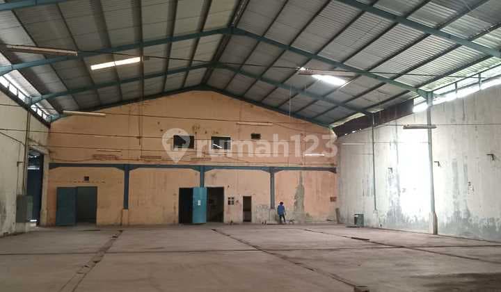 Gudang Sedang Ukurannya Masih Oke di Tapos Bogor