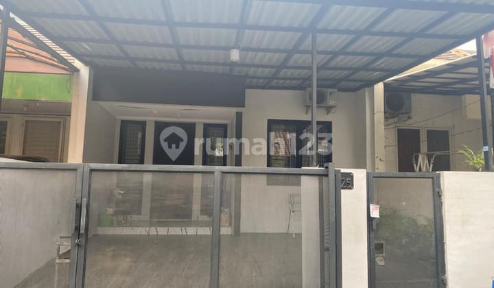 Rumah Bagus Lokasi Tenang dan Aman di Metland Cakung
