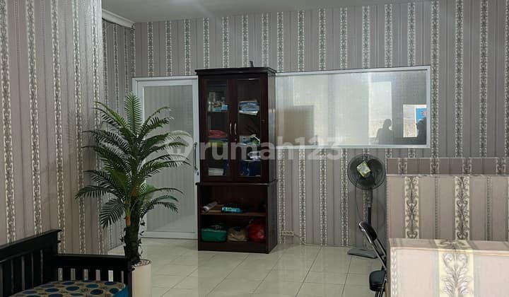 For Rent: Strategic Location Shop House at Taman Cemara, Harapan Indah 2