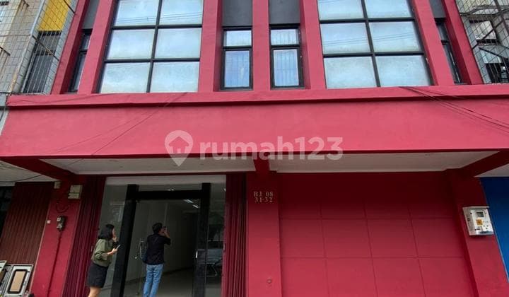 Ruko Gandeng Strategis Gading Serpong, 3 Lantai Full Renov