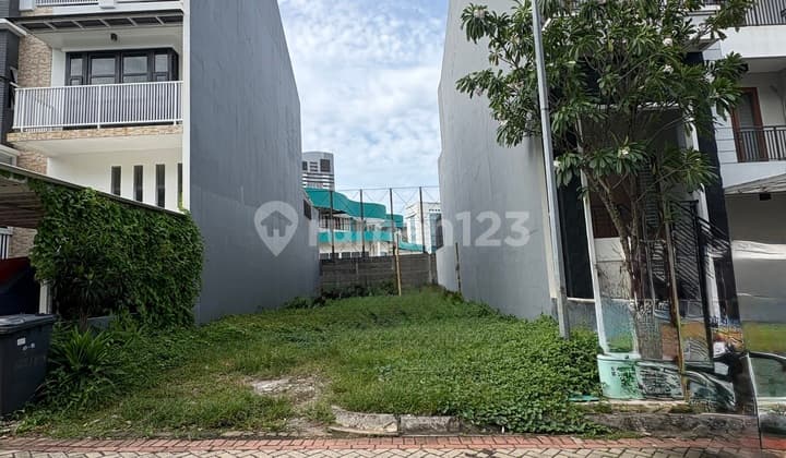 For Sale Ready-to-Build Plots in Bonavista South Jakarta - Easy Access