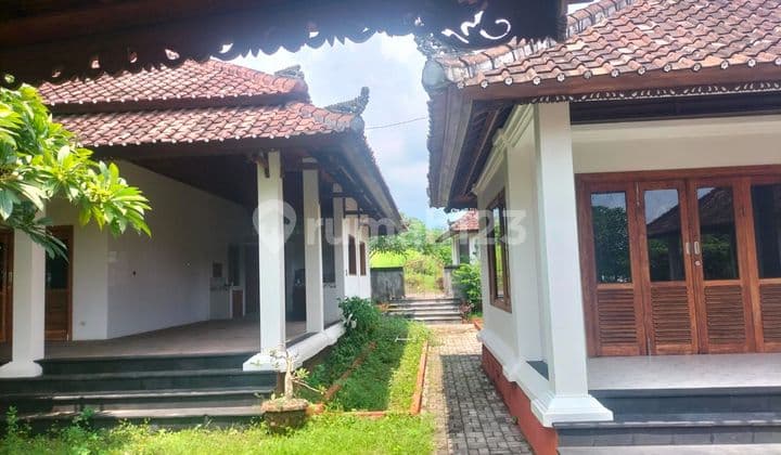 PASTI DEAL DI JUAL RUMAH LOKASI TULAMBEN KARANGASEM