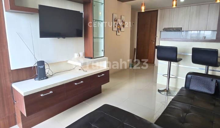 Apartemen 2BR Full Furnish Dengan Balkon Hanya 1km Dari UPN Jogja