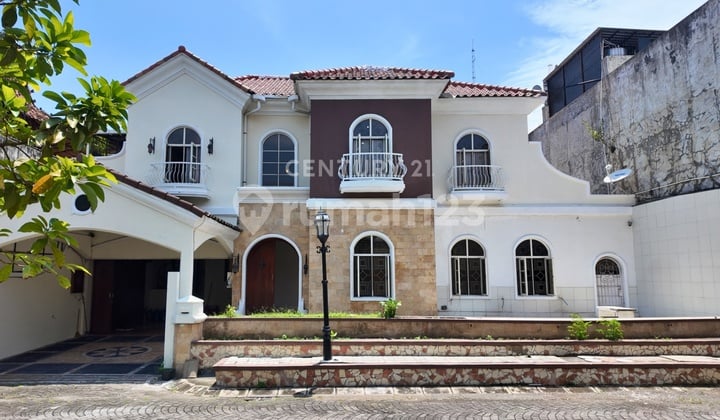 Rumah Mewah 2Lt Area Premium di Perumahan Casa Grande Maguwoharjo