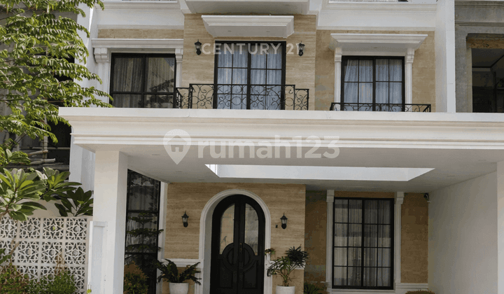 Rumah 2Lt Dalam Cluster Ada Kolam Renang di Jl Wates Jogja