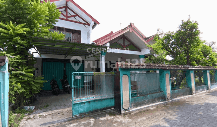 Rumah Luas di Dekat Budi Mulia 2 Cocok untuk Hunian Keluarga