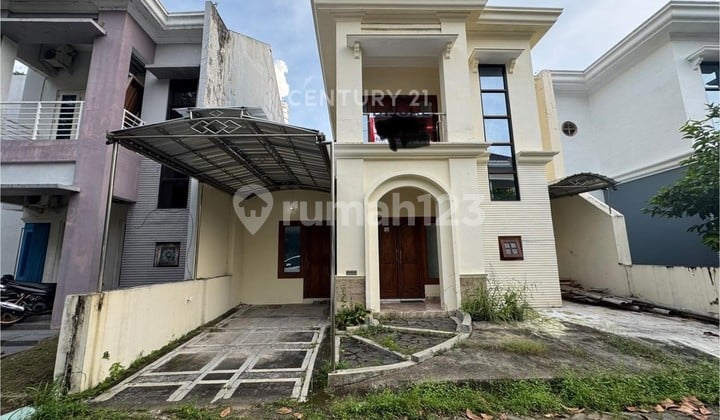 2-Story House in a Housing Complex with One Gate System in Ngaglik