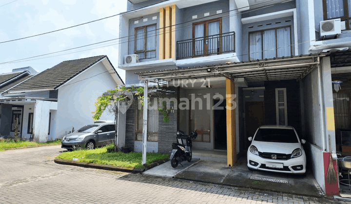 Dijual Rumah Hoek 2 Lantai 4 Kamar Tidur Baturetno Banguntapan