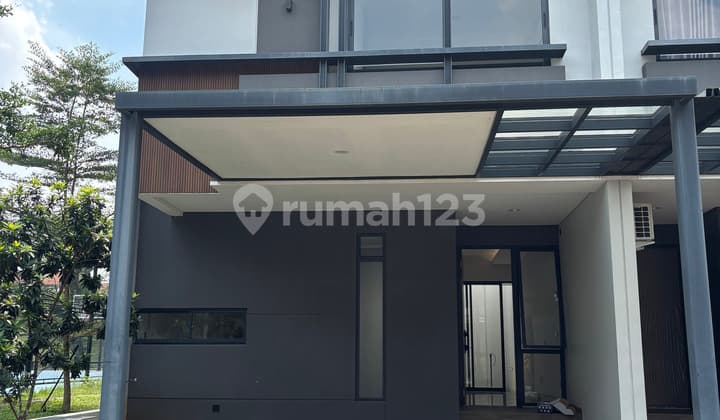 Rumah Cluster 2 Lantai 7X15 di Alam Sutera. Dekat Sekolah Laurensia Alam Sutera