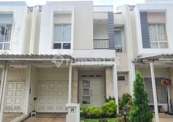 Di Jual Rumah Starling Summarecon 2 Lantai Rapiii Harga oke bgtttt.. Gading Serpong
