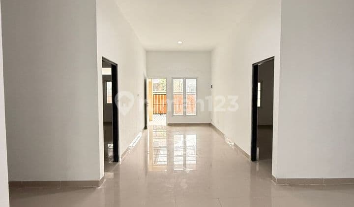 Di Jual Rumah 1 Lantai Luassss 200M Full Renovasi Baru Siap Huni, bisa untuk Usaha / Toko