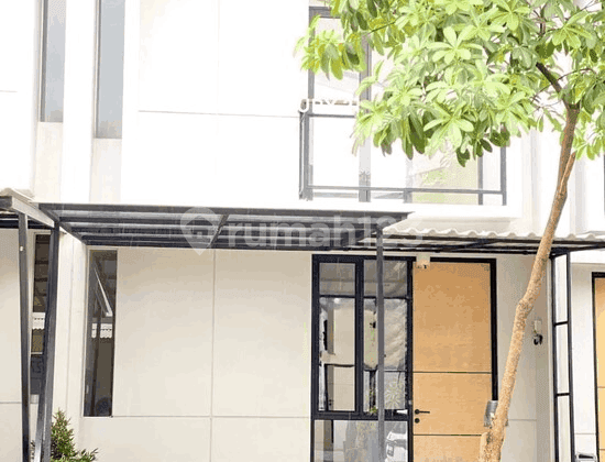 Rumah Baru 2 Lantai Siap Huni di Uptown Lippo Cikarang