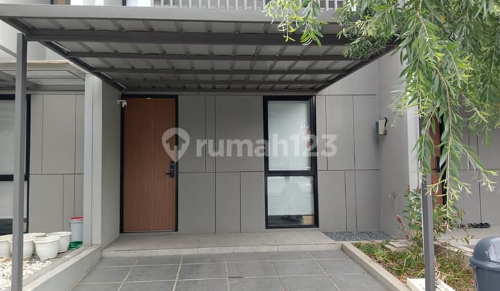 Rumah 2 Lantai Full Furnished Dalam Cluster Grand Wisata, Bekasi
