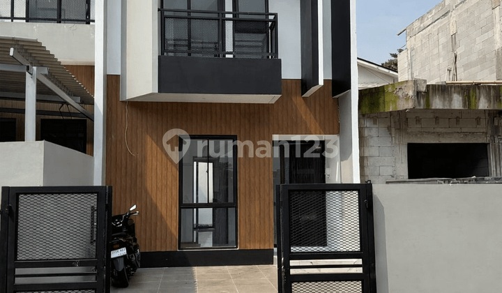 Rumah Baru 2 Lantai Dekat Akses Tol dan LRT Jatisampurna, Bekasi