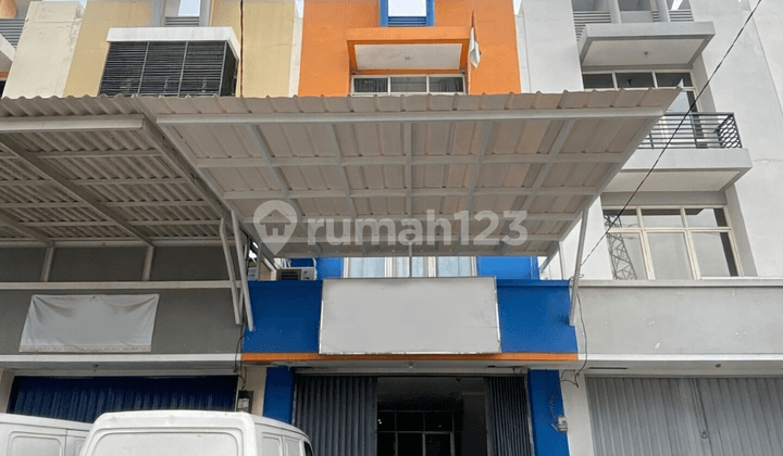 Ruko 3 Lantai Siap Pakai di Harapan Indah Tarumajaya, Bekasi