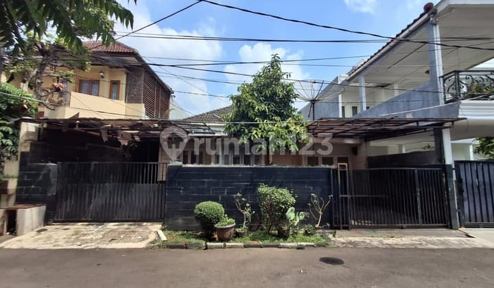 For Sale Cheap House In Pejaten Indah 2